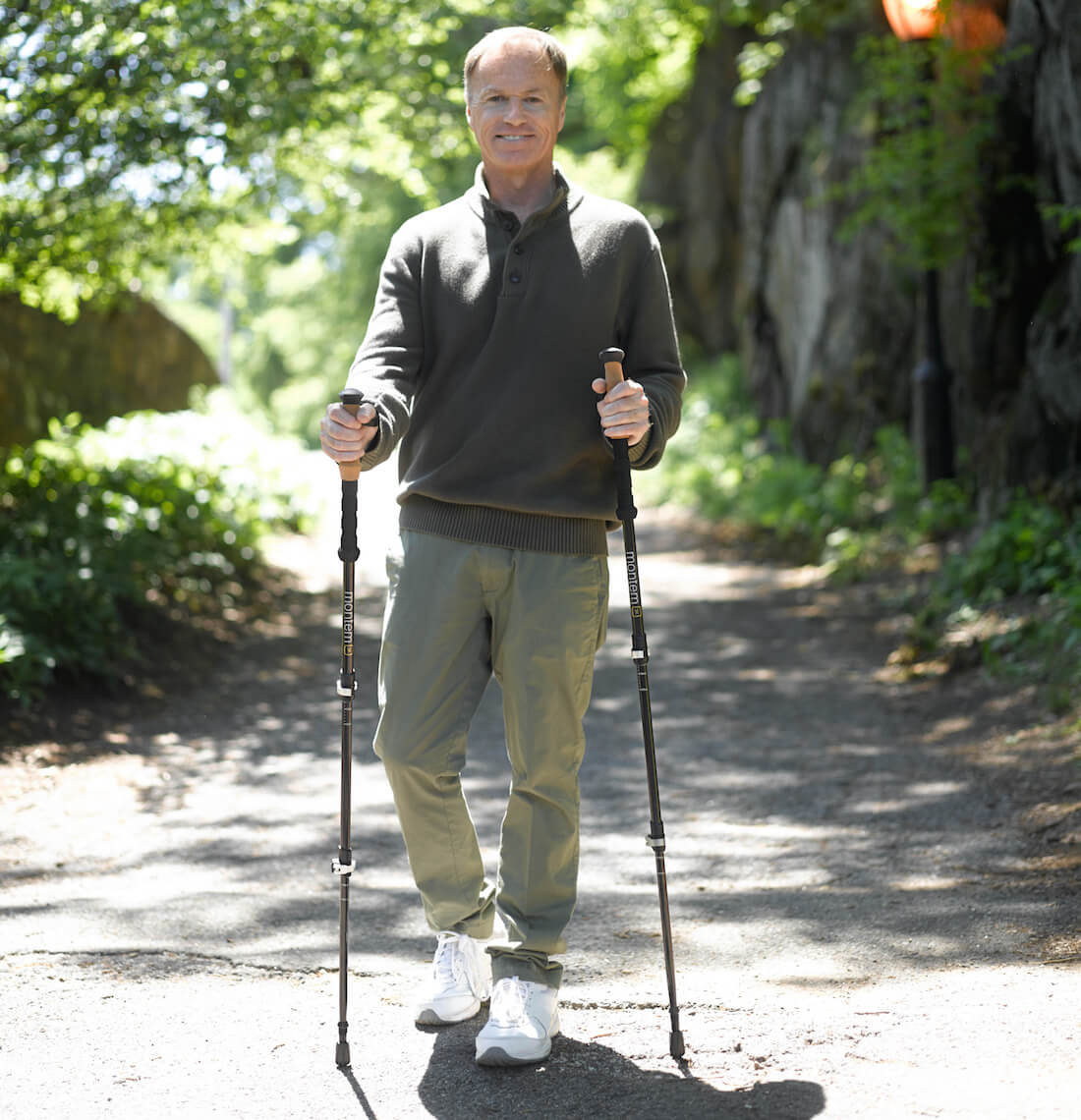Montem_FortTryon_hiking trekking poles