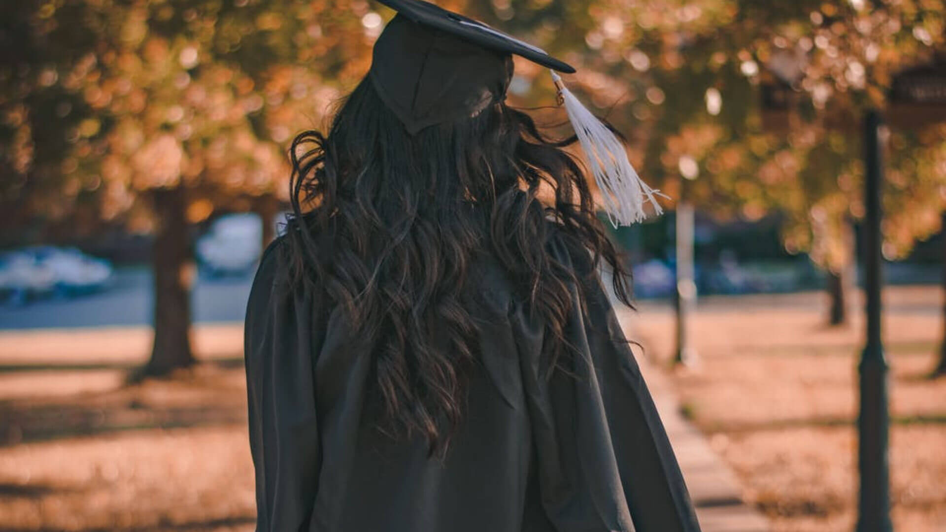 Tips To Put On Your Graduation Regalia the Right Way
